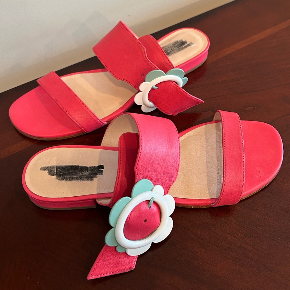 Kate Spade Pink Slide Sandals with Large Daisy Buckle